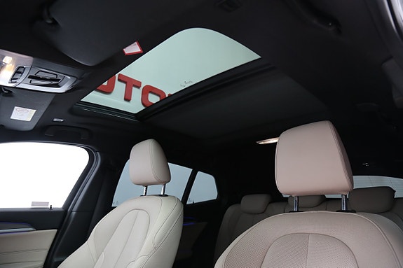 BMW X2 27 of 30