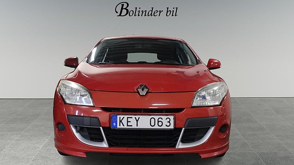 Renault Megane 2 of 15
