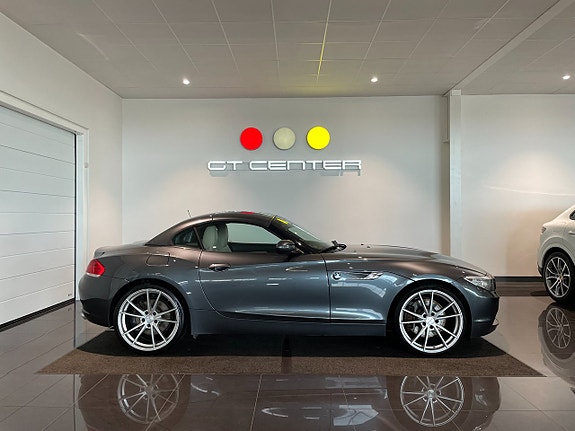 BMW Z4 3 of 5
