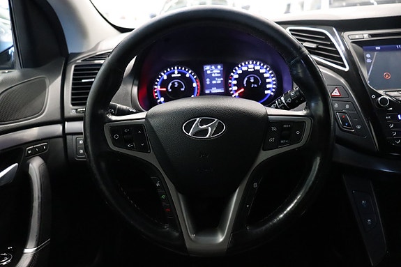 Hyundai i40 13 of 26