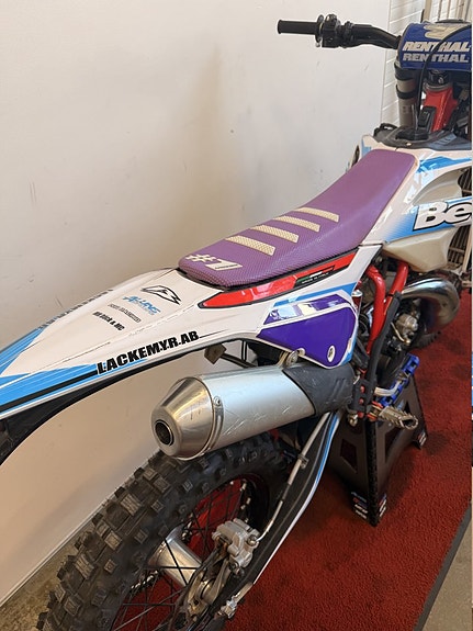 Beta RR 200 2 of 5