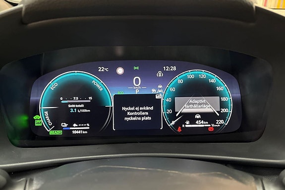 Toyota C-HR 16 of 21