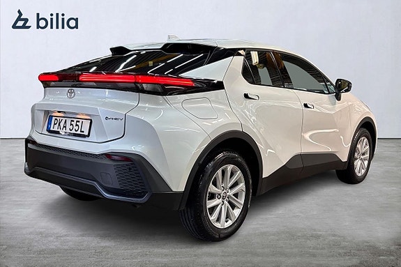 Toyota C-HR 19 of 21