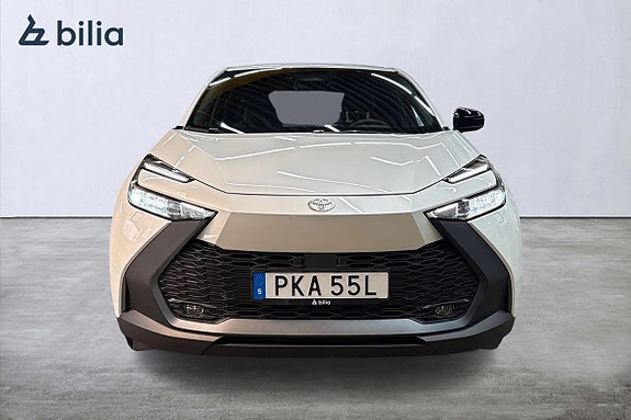 Toyota C-HR 6 of 21