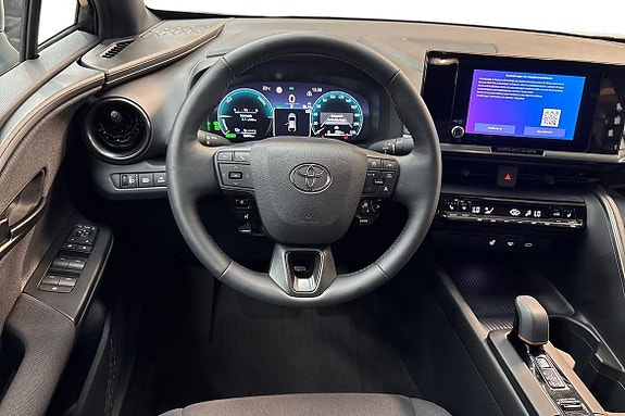 Toyota C-HR 11 of 21