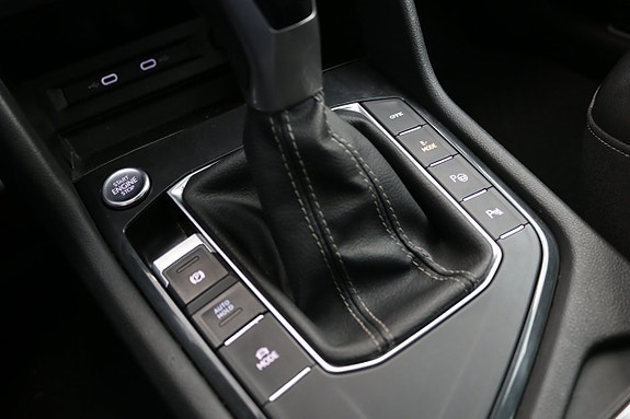 Volkswagen Tiguan 22 of 28