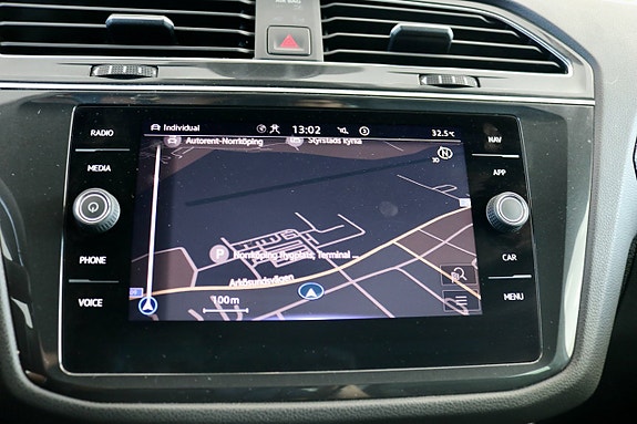 Volkswagen Tiguan 18 of 28