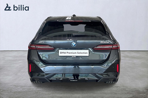 BMW 530e 4 of 18