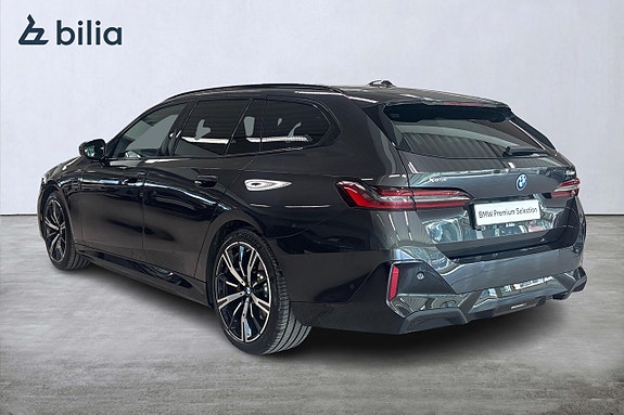 BMW 530e 2 of 18