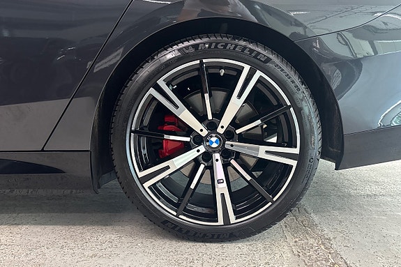 BMW 530e 15 of 18