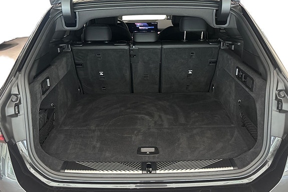 BMW 530e 10 of 18