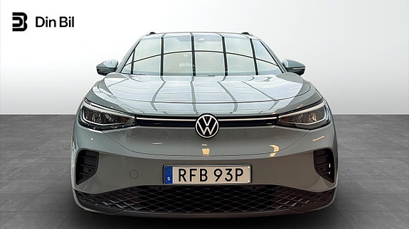 Volkswagen ID.4 4 of 5