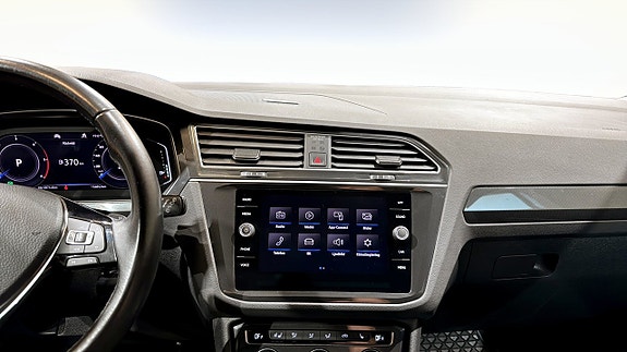 Volkswagen Tiguan 9 of 21