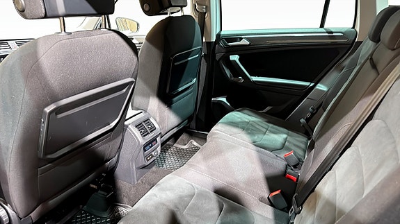 Volkswagen Tiguan 11 of 21