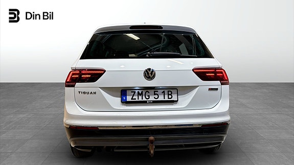 Volkswagen Tiguan 5 of 21