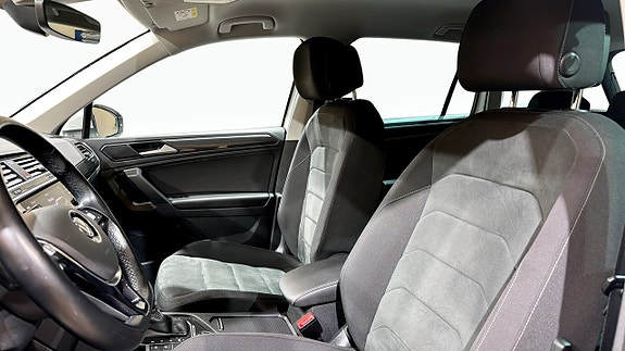 Volkswagen Tiguan 8 of 21