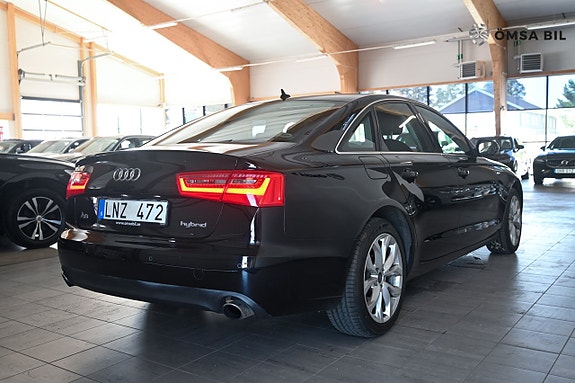 Audi A6 4 of 5