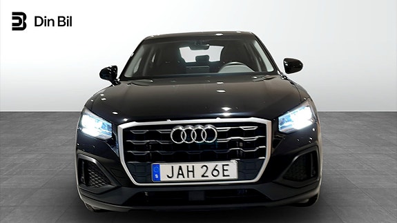 Audi Q2 4 of 5