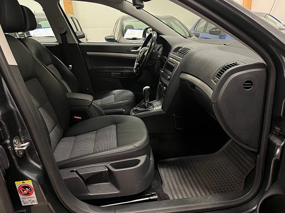 Skoda Octavia 8 of 12
