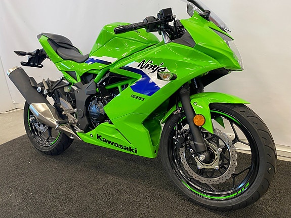 Kawasaki Ninja 125 "Fabriksny hoj för omgående leverans" 4 of 5