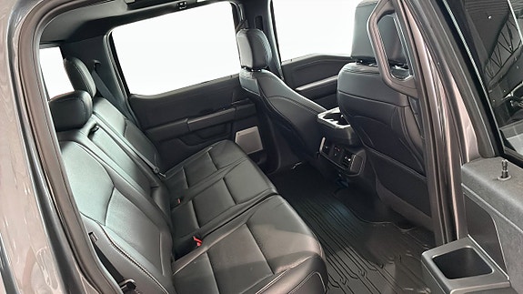 Ford F-150 5 of 5