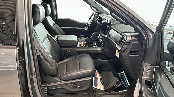 Ford F-150 3 of 5