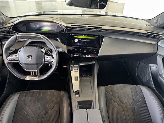 Peugeot 308 SW 6 of 11