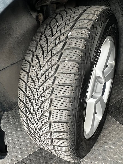 Volkswagen Passat Alltrack 17 of 19