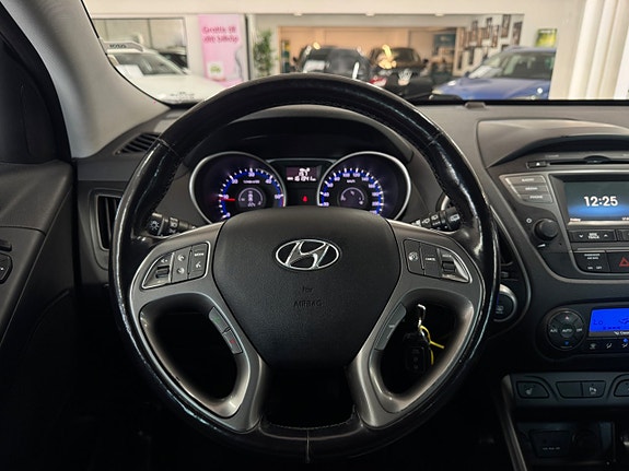 Hyundai ix35 8 of 23