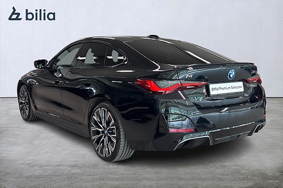BMW i4 2 of 5