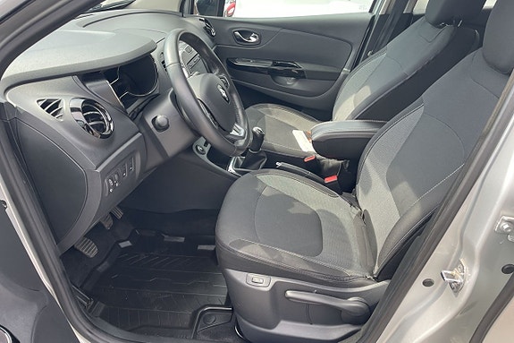 Renault Captur 6 of 16