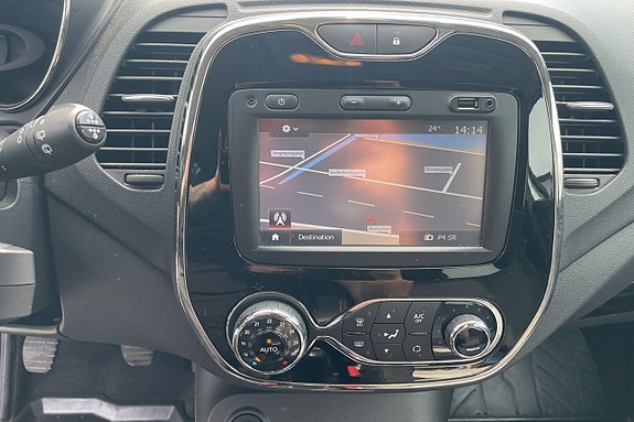 Renault Captur 11 of 16