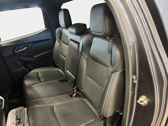 Isuzu D-max 13 of 15