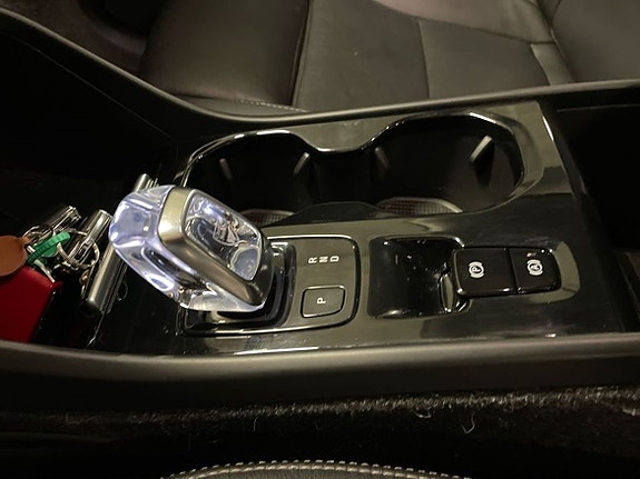 Volvo XC40 15 of 17