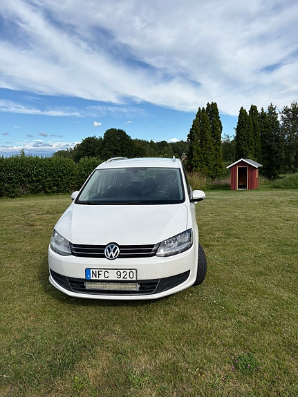 Volkswagen Sharan 3 of 5