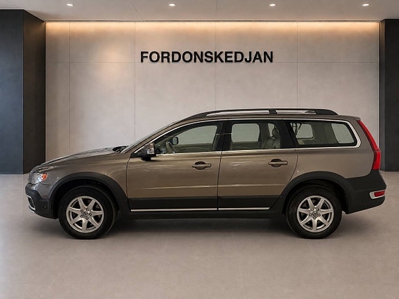 Volvo XC70 4 of 19