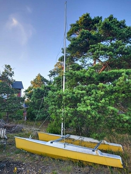 Fabola Spectra Katamaran 2 of 5