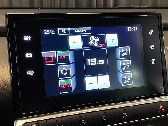Citroen C4 Cactus 12 of 30