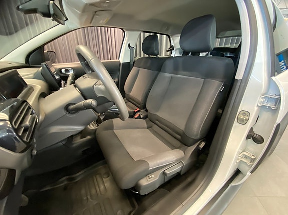 Citroen C4 Cactus 7 of 30