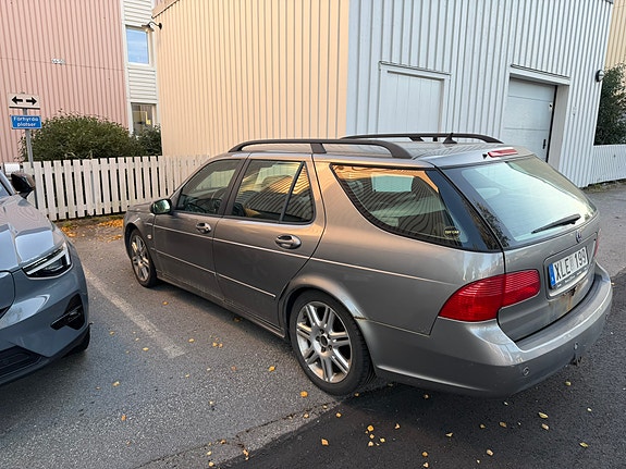 Saab 9-5 3 of 4