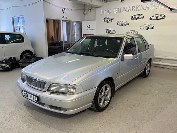 Volvo S70 3 of 5
