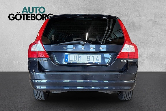 Volvo V70 5 of 17