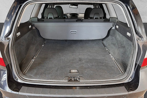 Volvo V70 17 of 17