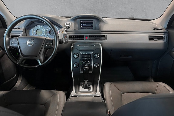 Volvo V70 13 of 17