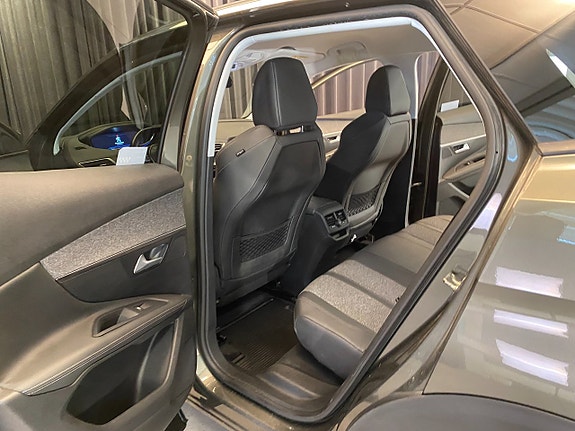 Peugeot 3008 27 of 30