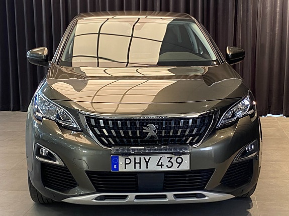 Peugeot 3008 4 of 5