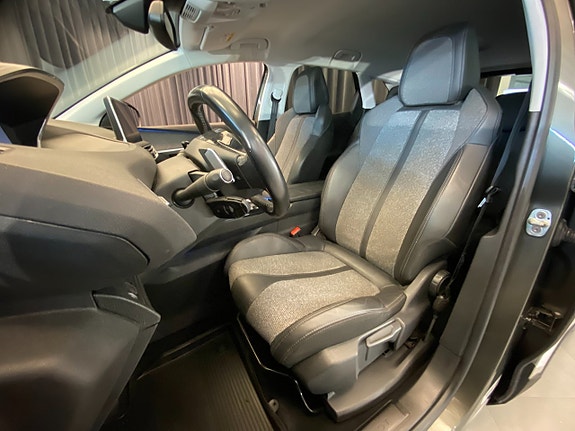 Peugeot 3008 7 of 30