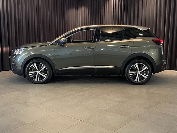 Peugeot 3008 3 of 5