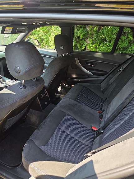BMW 320d 5 of 5