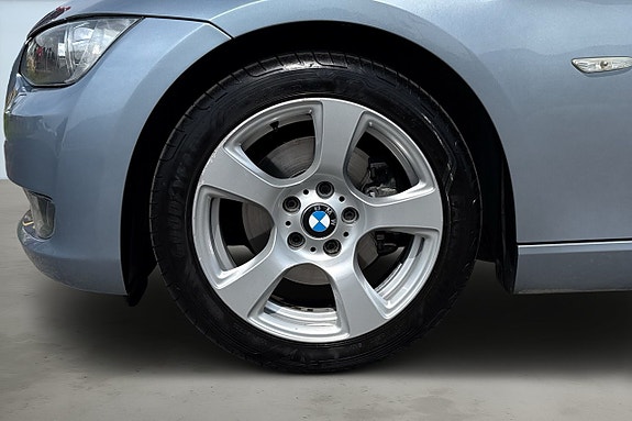 BMW 320d 9 of 21